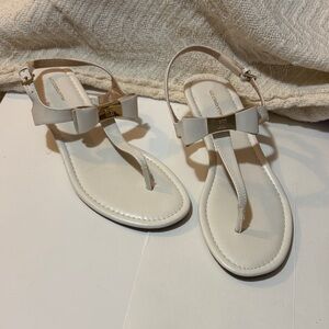 Liz Claiborne White Bow Sandals